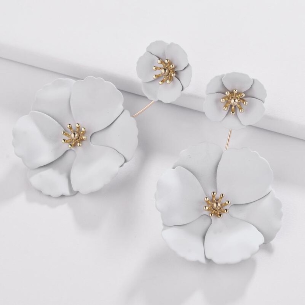 "CEMENT " Daisy Floral Petals Drop Earrings